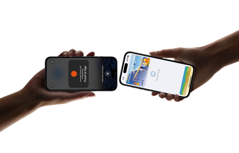 iPhones displaying mDL and identity reader